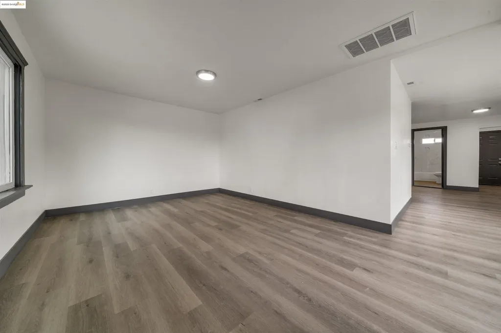 1604 57th Avenue Oakland CA 94621