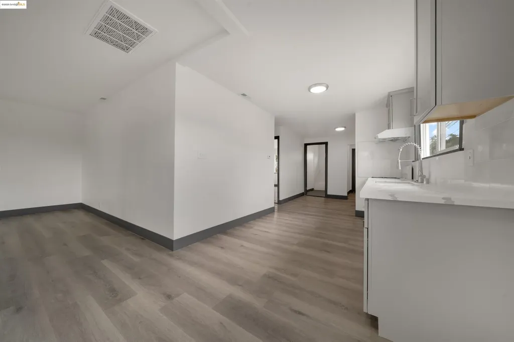 1604 57th Avenue Oakland CA 94621