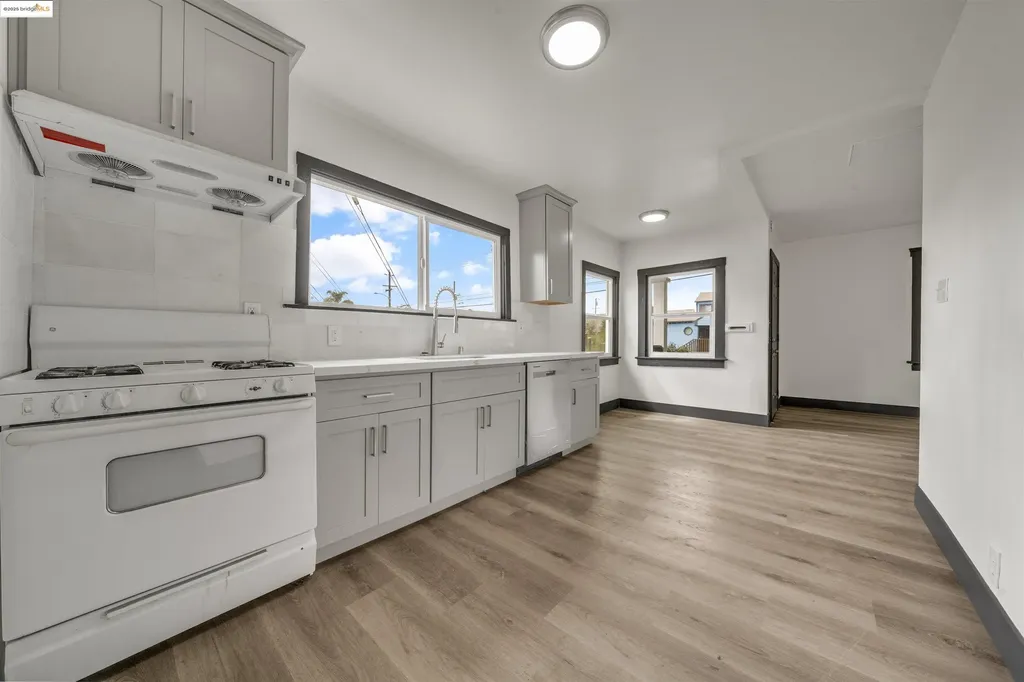 1604 57th Avenue Oakland CA 94621