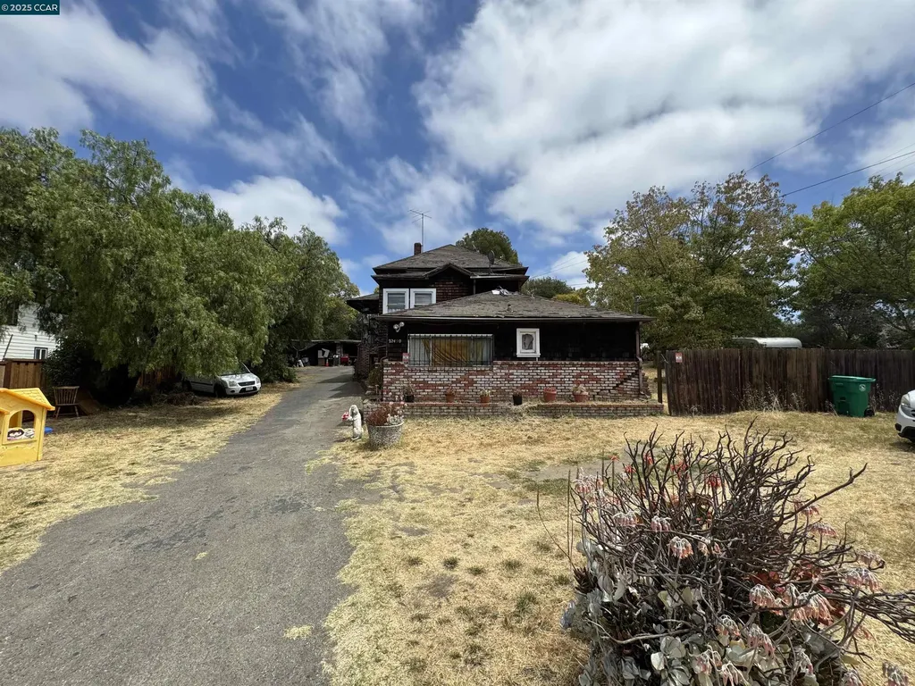 22490 Bayview Avenue Hayward CA 94541