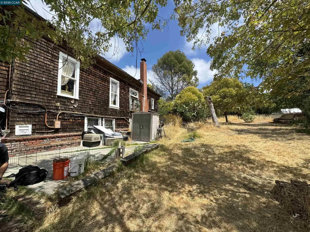 22490 Bayview Avenue Hayward CA 94541