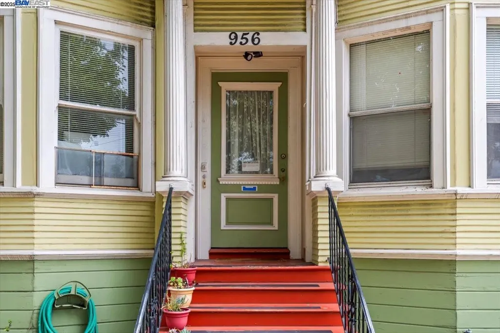 954 Park Street Alameda CA 94501
