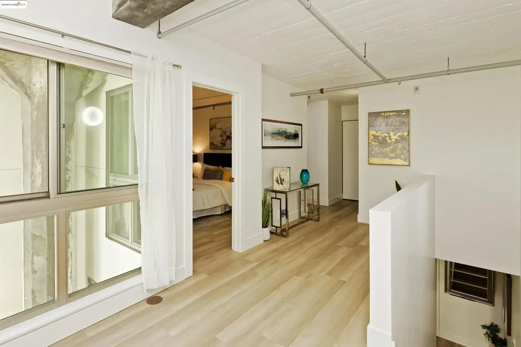 1201 Pine Street Oakland CA 94607
