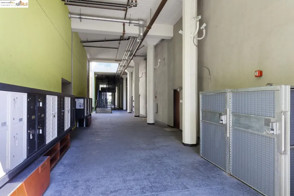 1201 Pine Street Oakland CA 94607