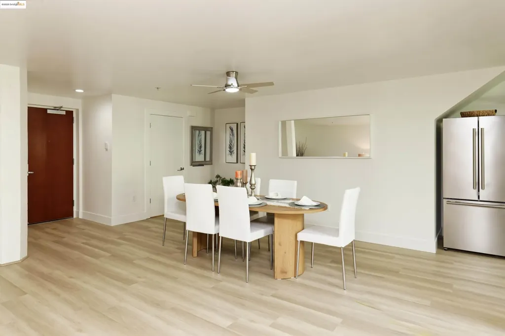 1201 Pine Street Oakland CA 94607