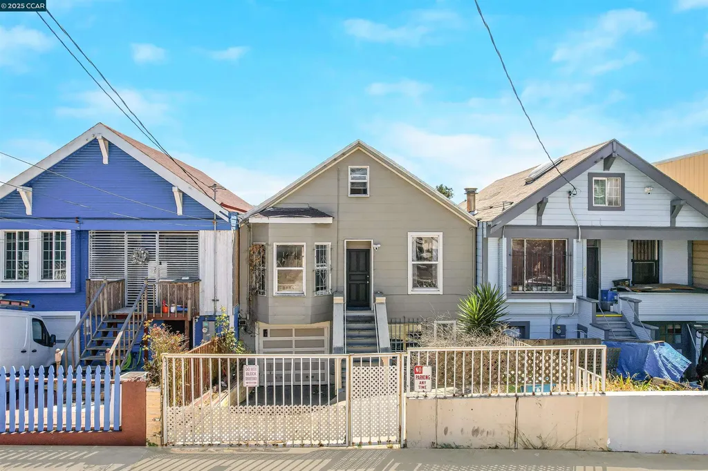 215 Thornton Avenue San Francisco CA 94124
