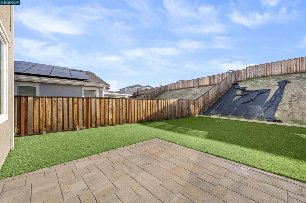 5541 Promontory Way Antioch CA 94531