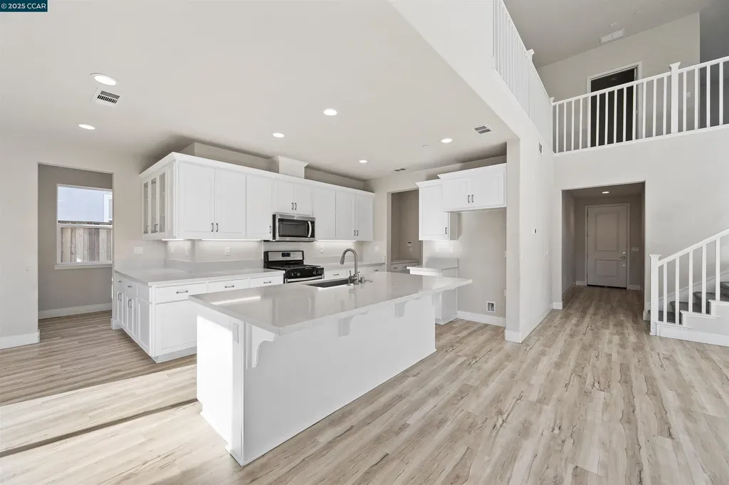 5541 Promontory Way Antioch CA 94531