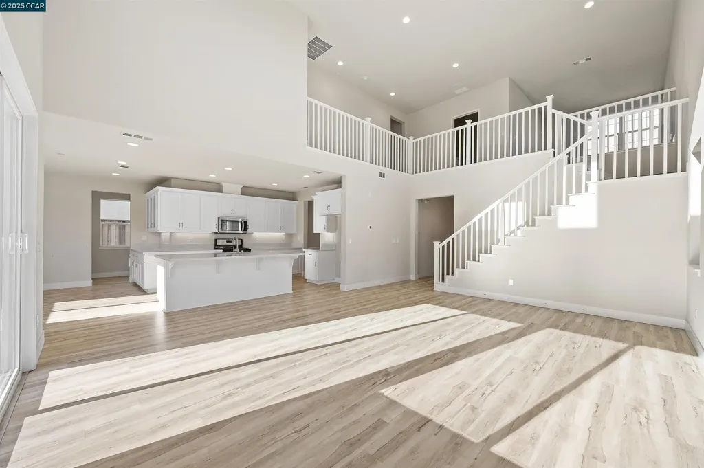 5541 Promontory Way Antioch CA 94531