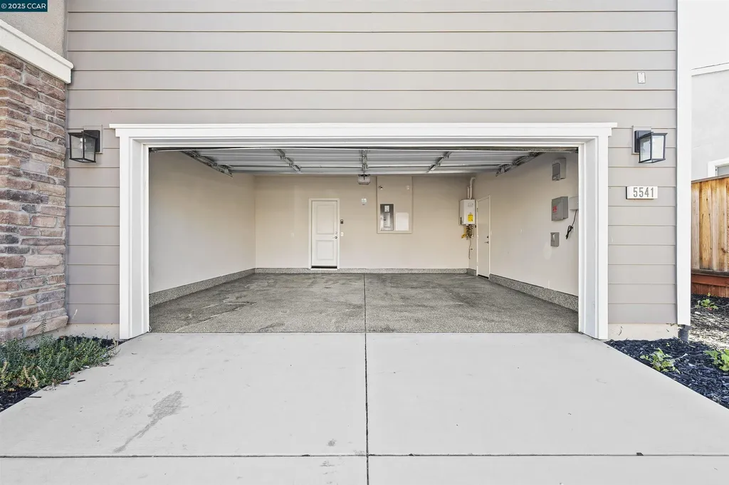 5541 Promontory Way Antioch CA 94531