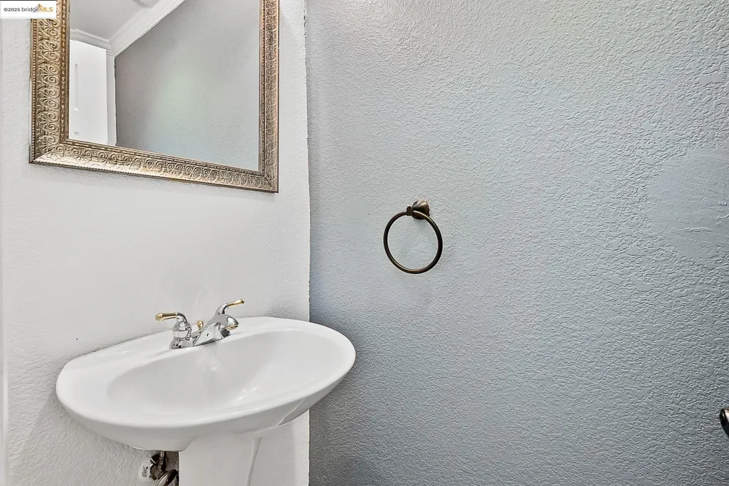 5165 Hereford Way Antioch CA 94531