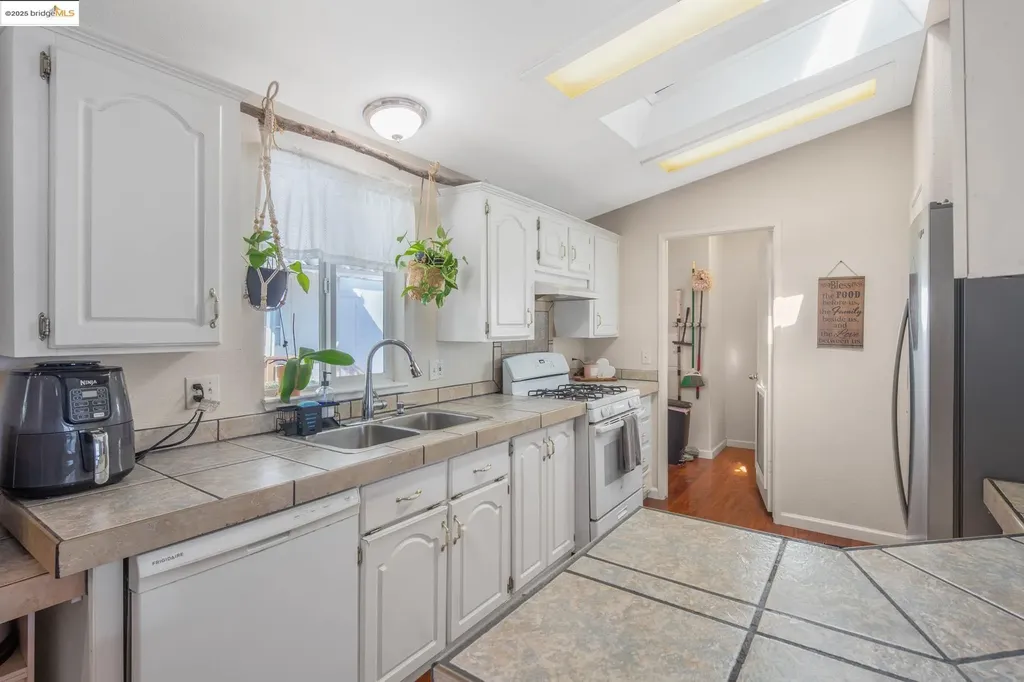 16711 Marsh Creek Road Clayton CA 94517
