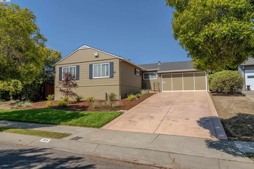 914 School Street San Leandro CA 94577