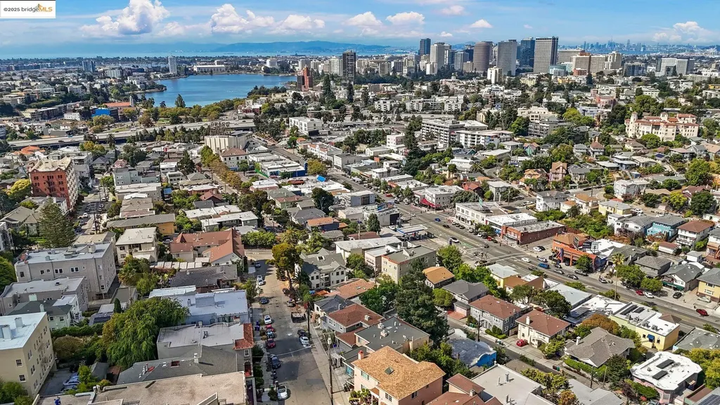 829 Vermont Street Oakland CA 94610