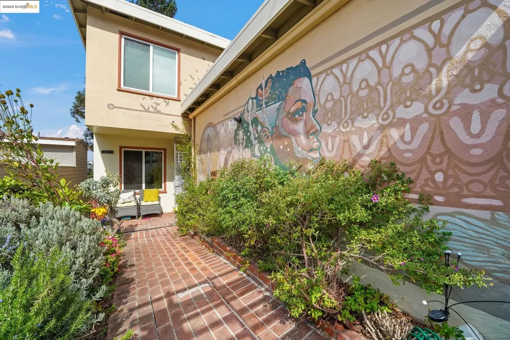 829 Vermont Street Oakland CA 94610