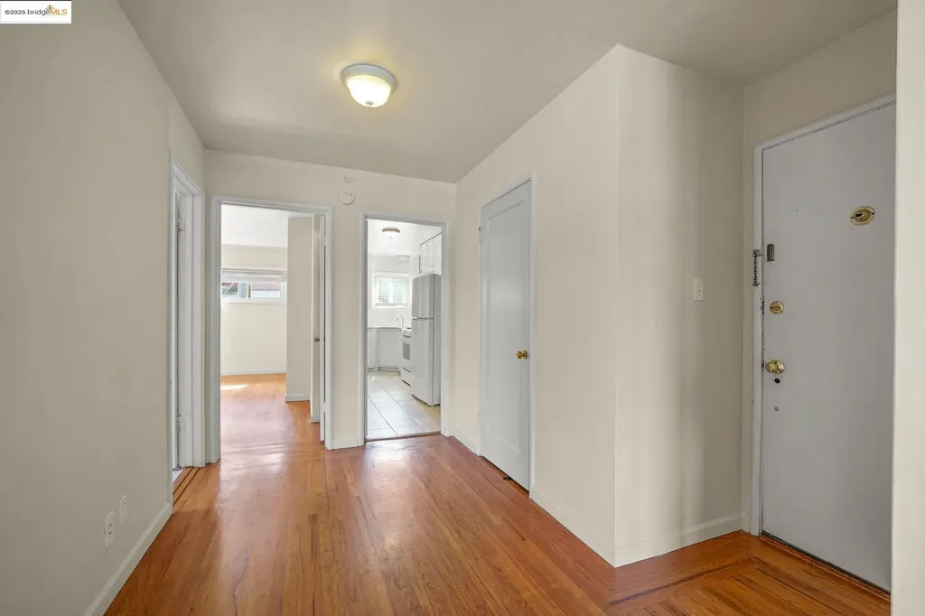 829 Vermont Street Oakland CA 94610