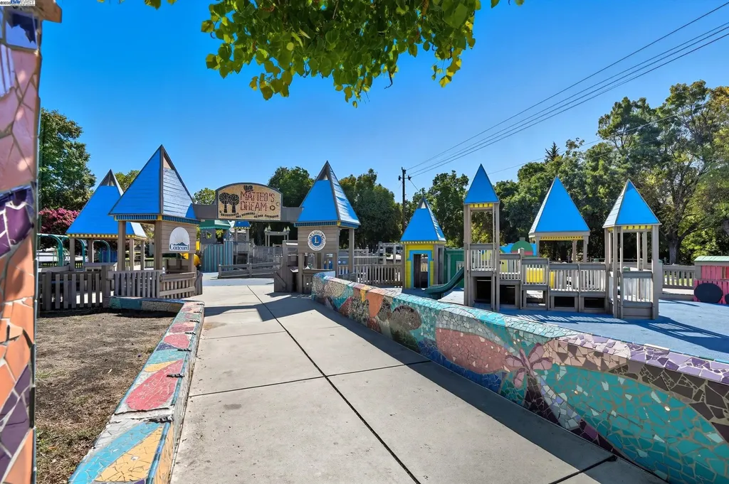 2067 Olivera Road Concord CA 94520