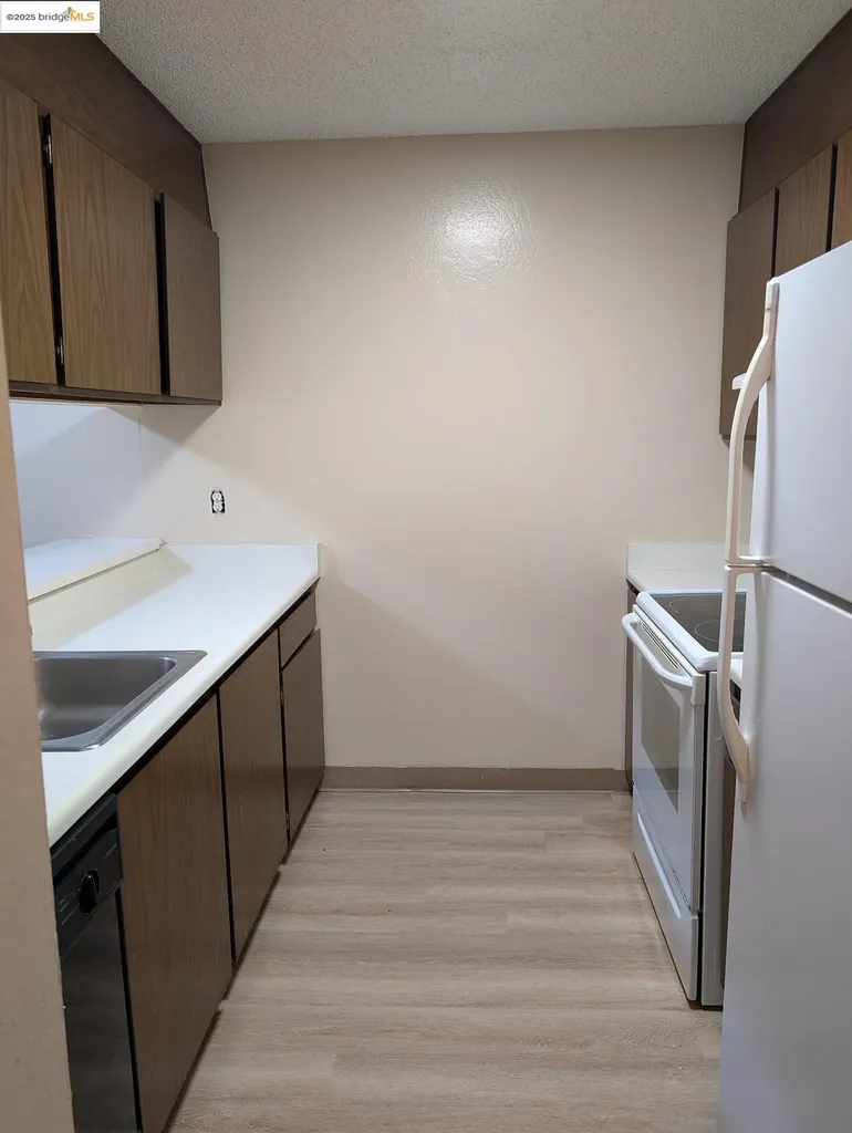 1457 Camino Alto Vallejo CA 94589