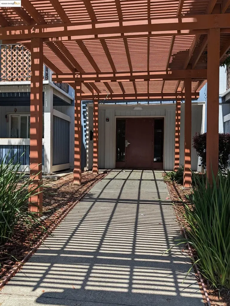 1457 Camino Alto Vallejo CA 94589