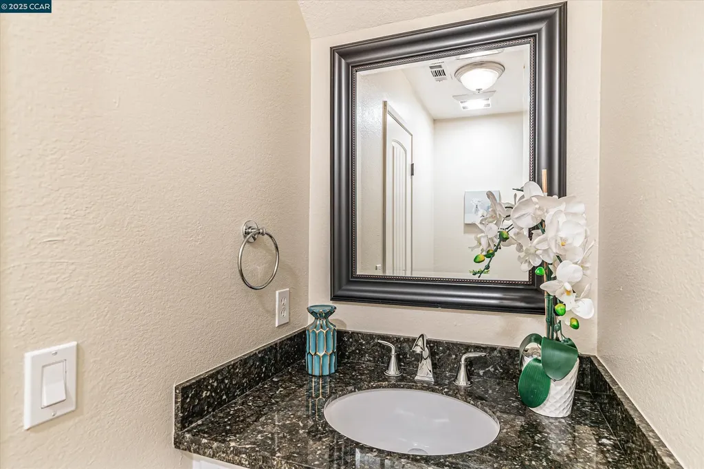 5055 Valley Crest Drive Concord CA 94521