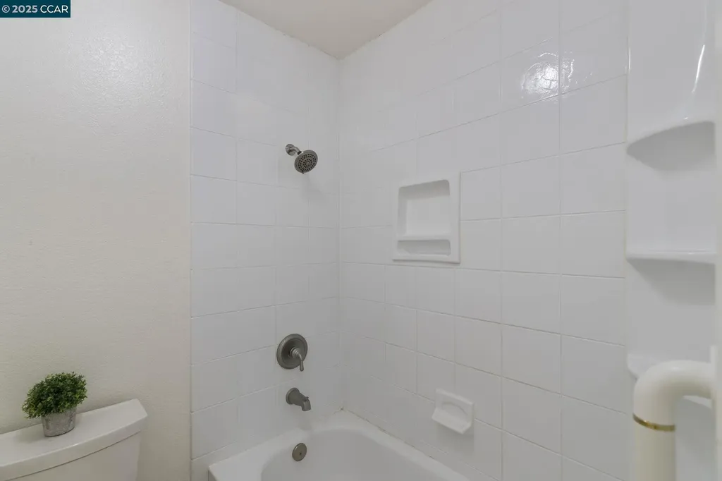 5050 Valley Crest Drive Concord CA 94521