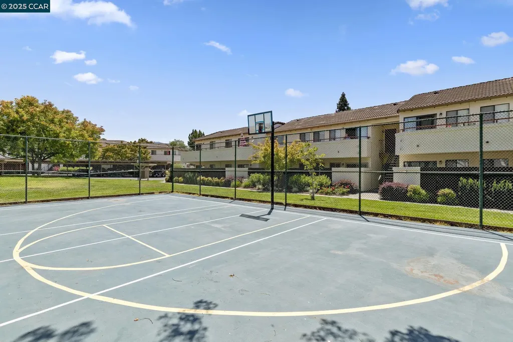 5050 Valley Crest Drive Concord CA 94521