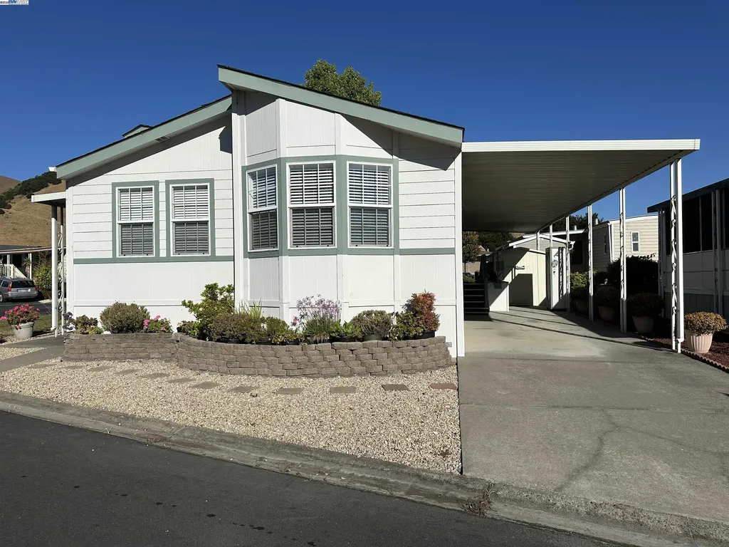 711 Old Canyon Road Fremont CA 94536