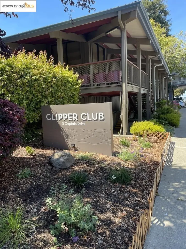 6 Captain Drive Emeryville CA 94608