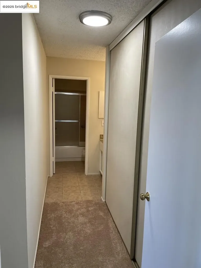 6 Captain Drive Emeryville CA 94608