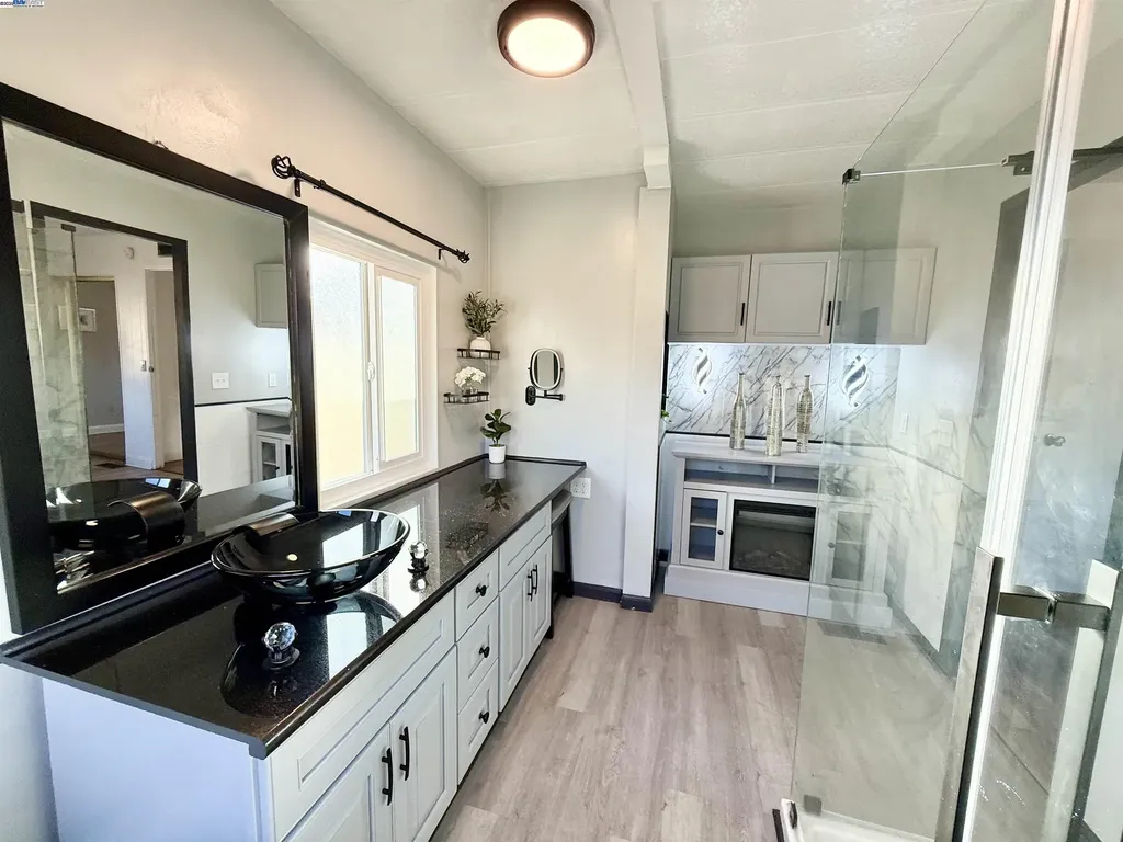 29255 Harpoon Way Hayward CA 94544