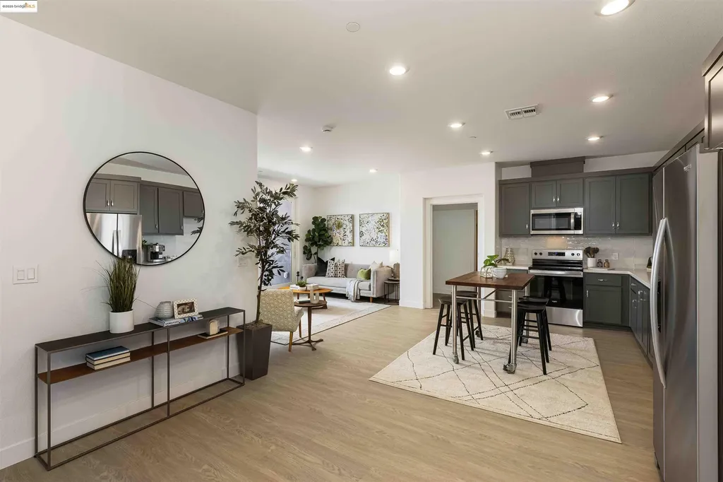 500 Somi Court Hayward CA 94544