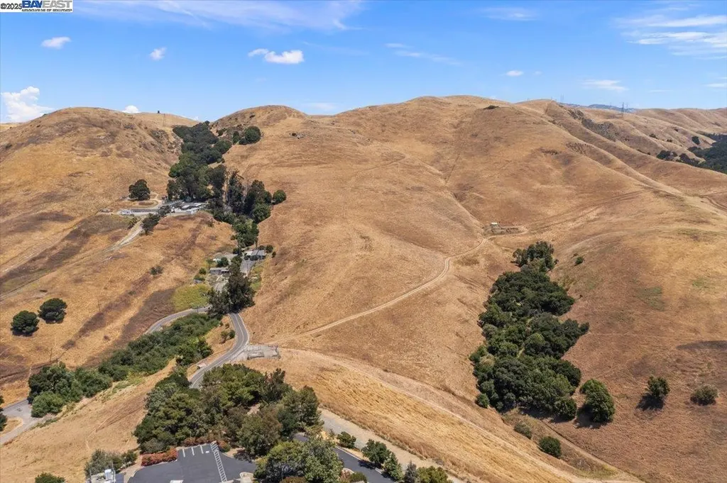 42300 Vargas Road Fremont CA 94539