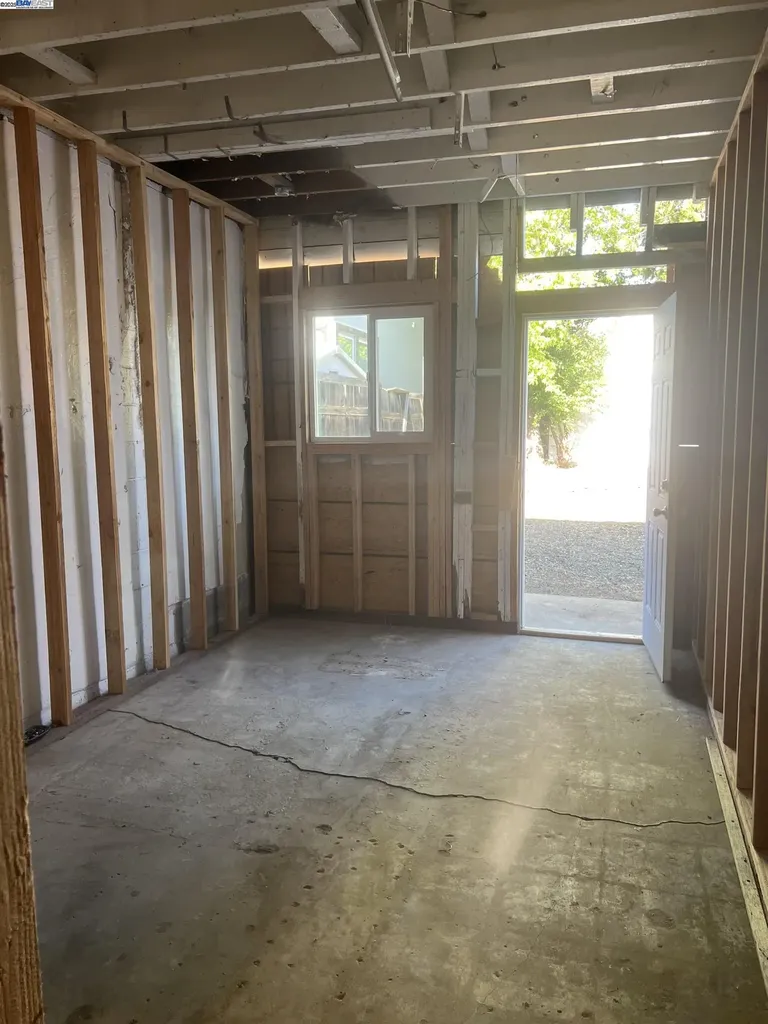128 Tuolumne Street Vallejo CA 94590