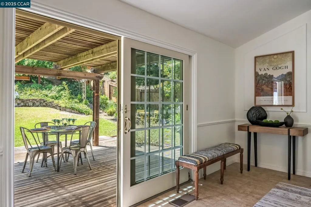 785 Bloching Circle Clayton CA 94517