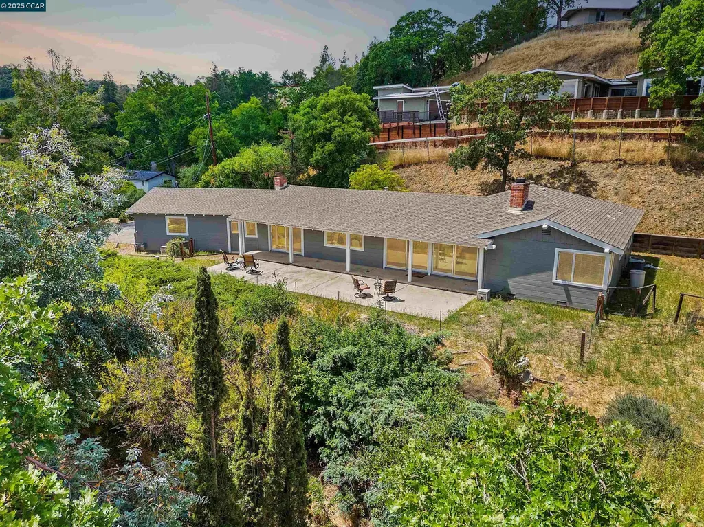 1810 Meadow Lane Walnut Creek CA 94595