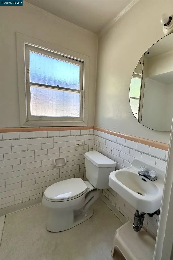 2062 Washington Avenue San Leandro CA 94577