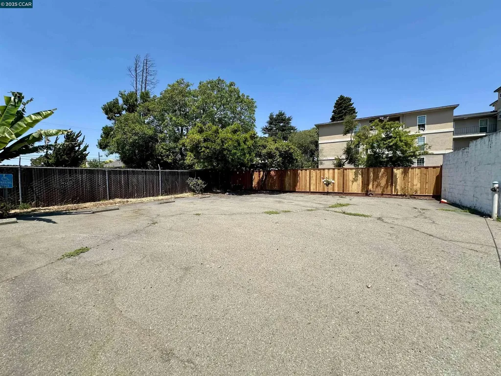 2062 Washington Avenue San Leandro CA 94577