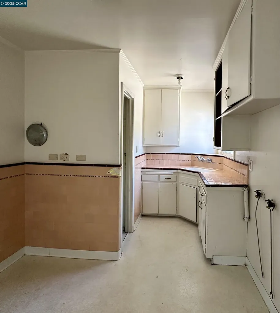 2062 Washington Avenue San Leandro CA 94577