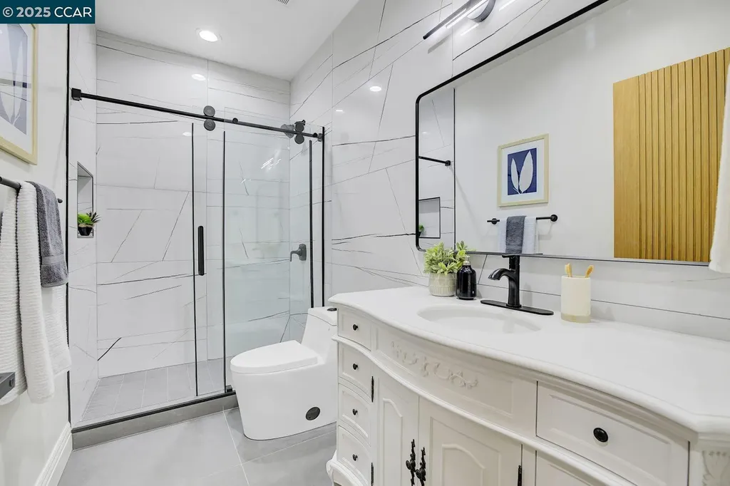 34926 Moina Shaiq Common Fremont CA 94555