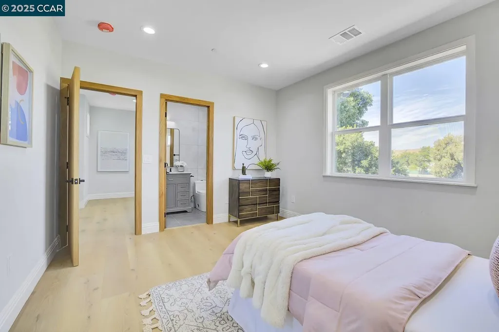 34926 Moina Shaiq Common Fremont CA 94555