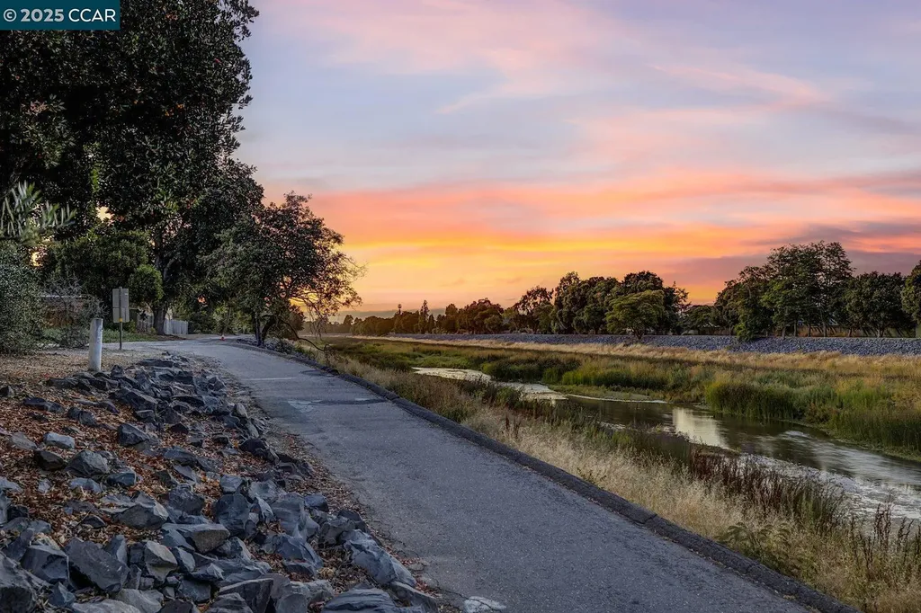 34926 Moina Shaiq Common Fremont CA 94555