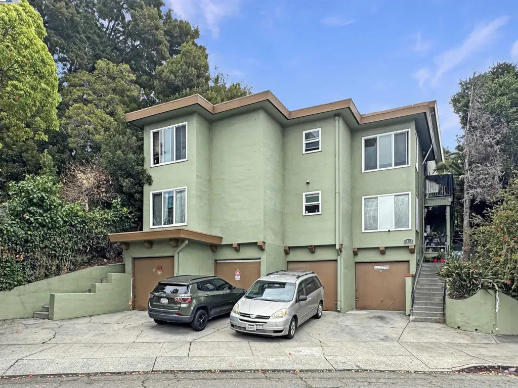 3464 Champion Street Oakland CA 94602