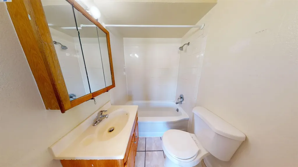 2605 High Street Oakland CA 94619