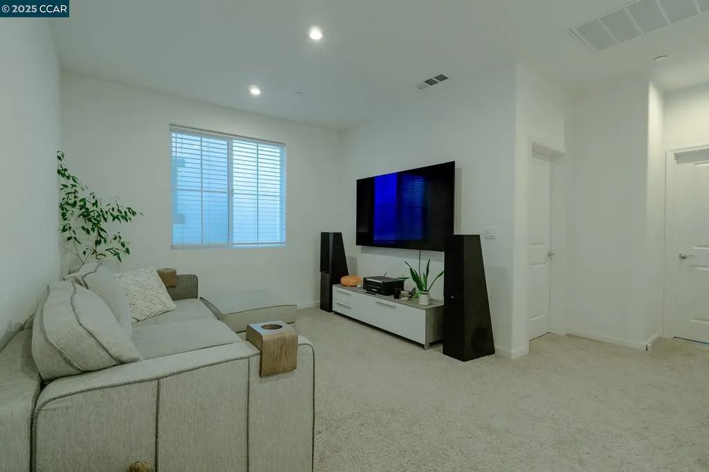 1412 Sanctuary Street Pittsburg CA 94565