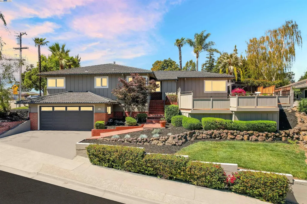 5320 Nash Way Castro Valley CA 94546