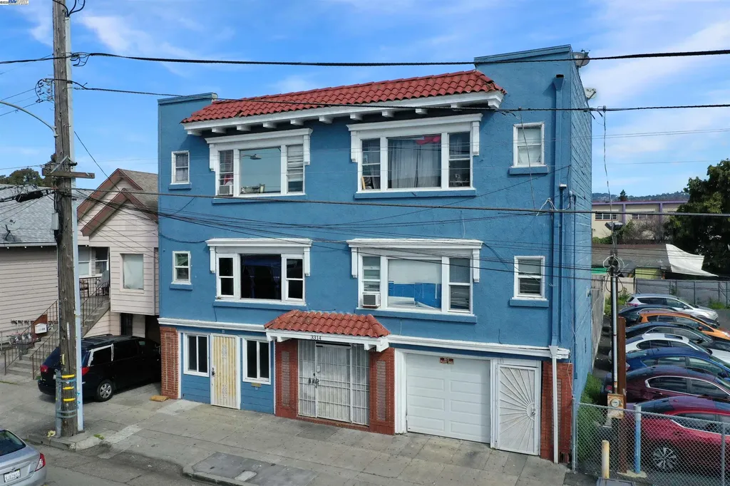 3314 Farnam Street Oakland CA 94601