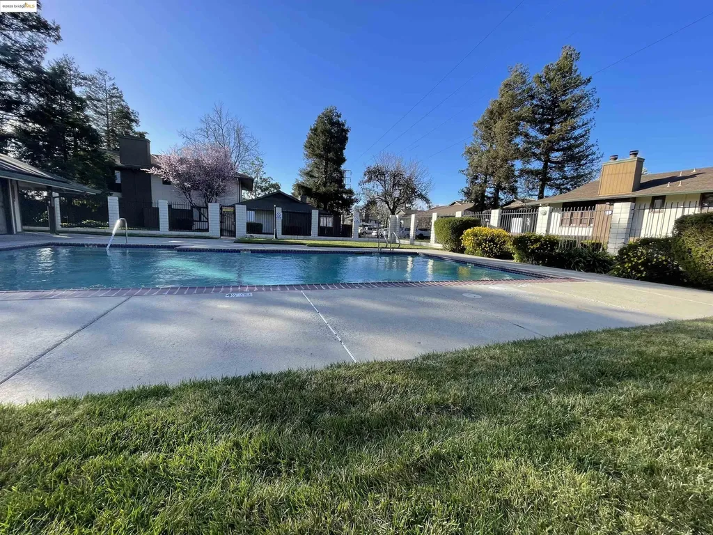 2416 Shadow Lane Antioch CA 94509