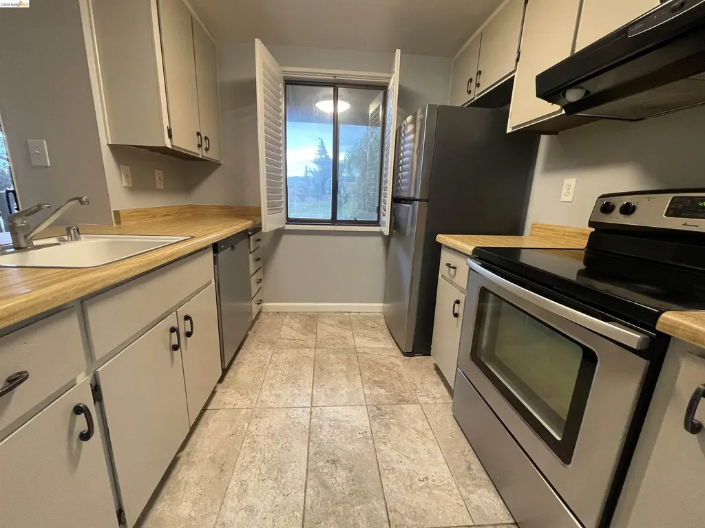 2416 Shadow Lane Antioch CA 94509