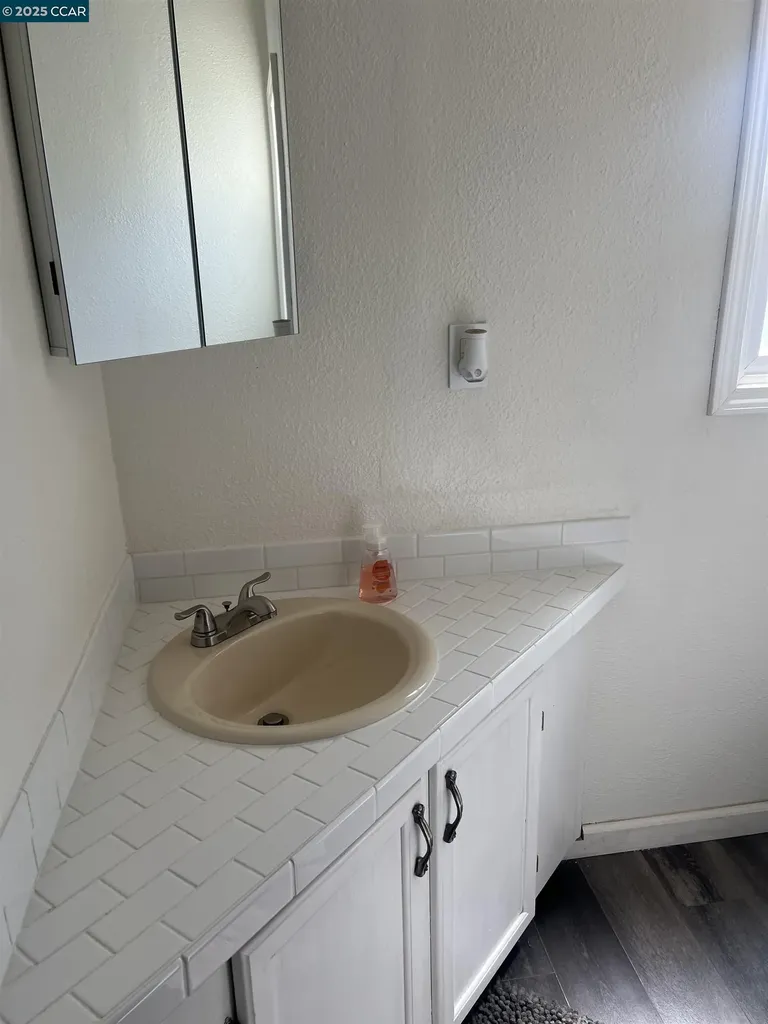 16711 Marsh Creek Road Clayton CA 94517