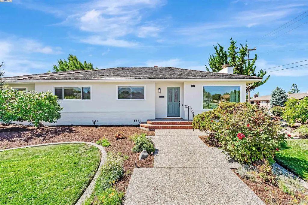 37847 Alta Drive Fremont CA 94536